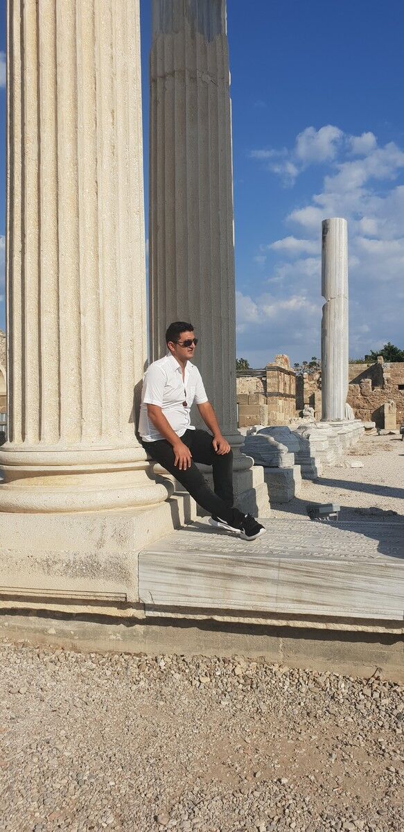  ,   Mert, 36 ,   ,   , c 
