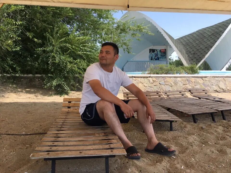  52562892  , 35 ,    