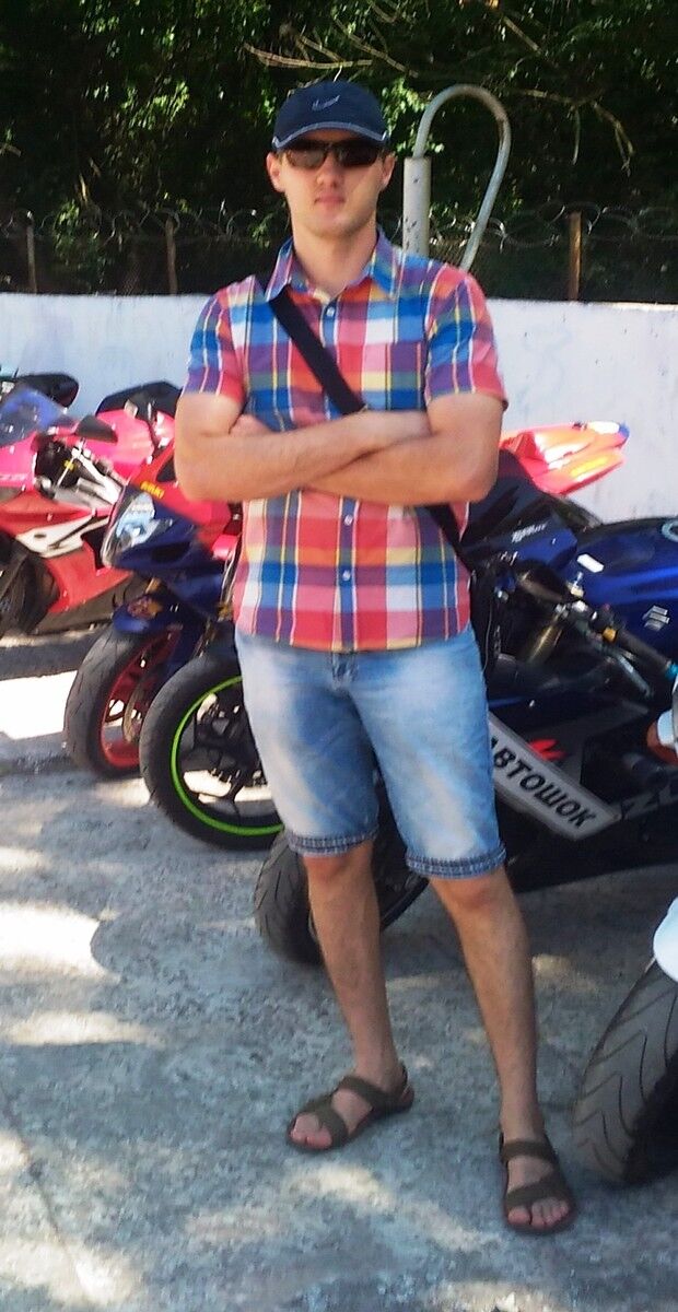  ,   Alex, 35 ,   