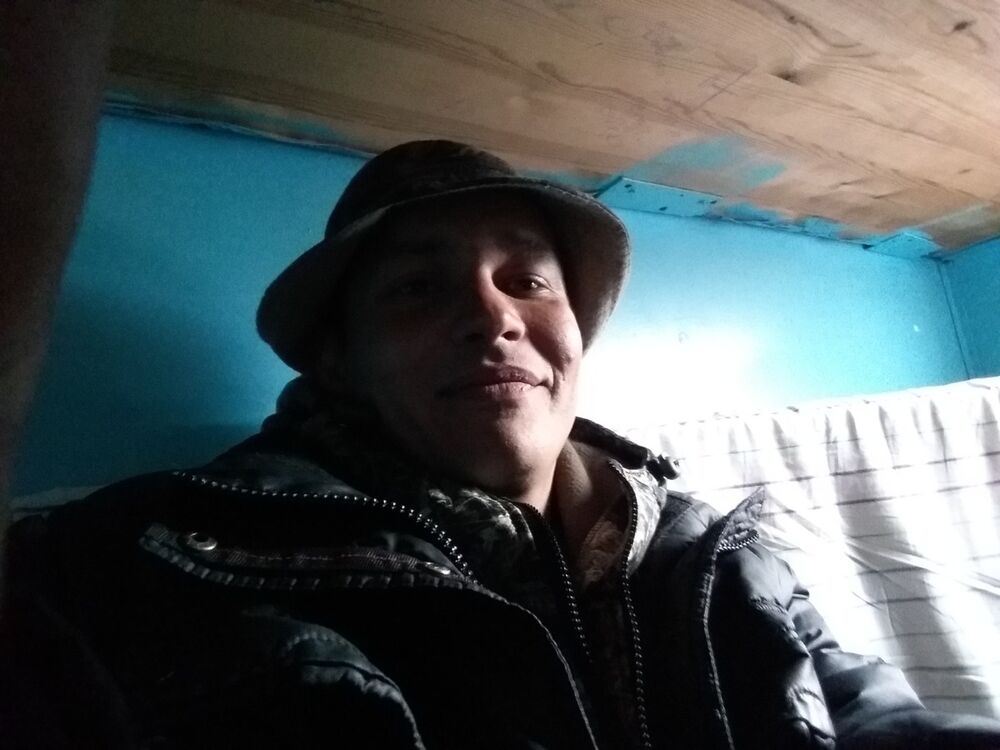 ,   Nikola, 39 ,   ,   , c 