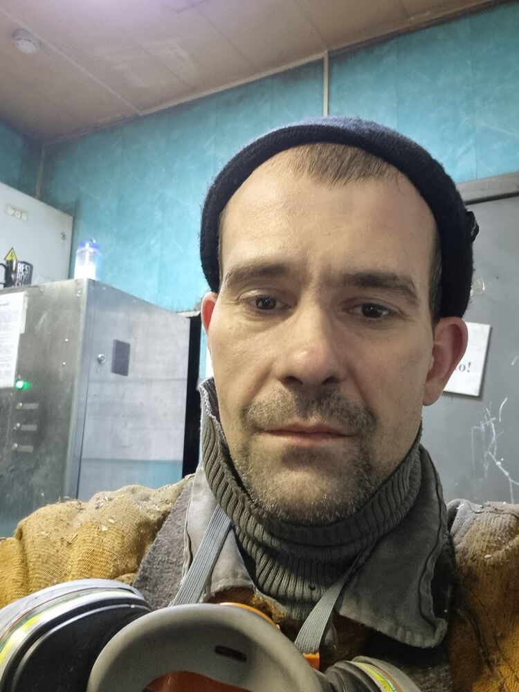 ���� 42098632 ������� �������, 37 ���, ���� ���������� � �����������