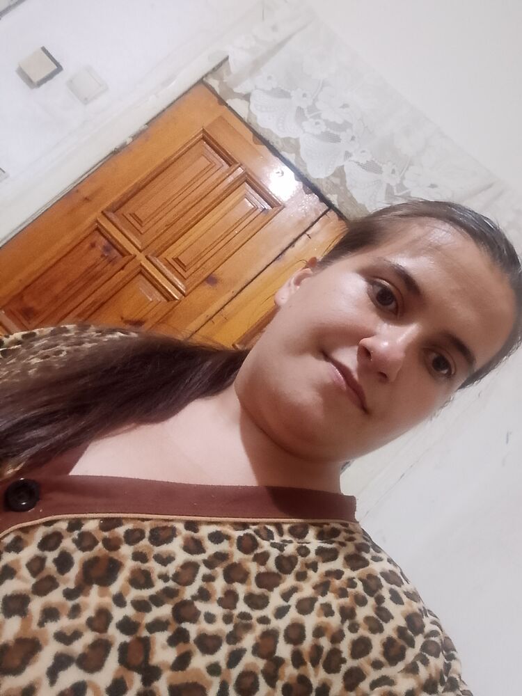  46557722  , 27 ,    