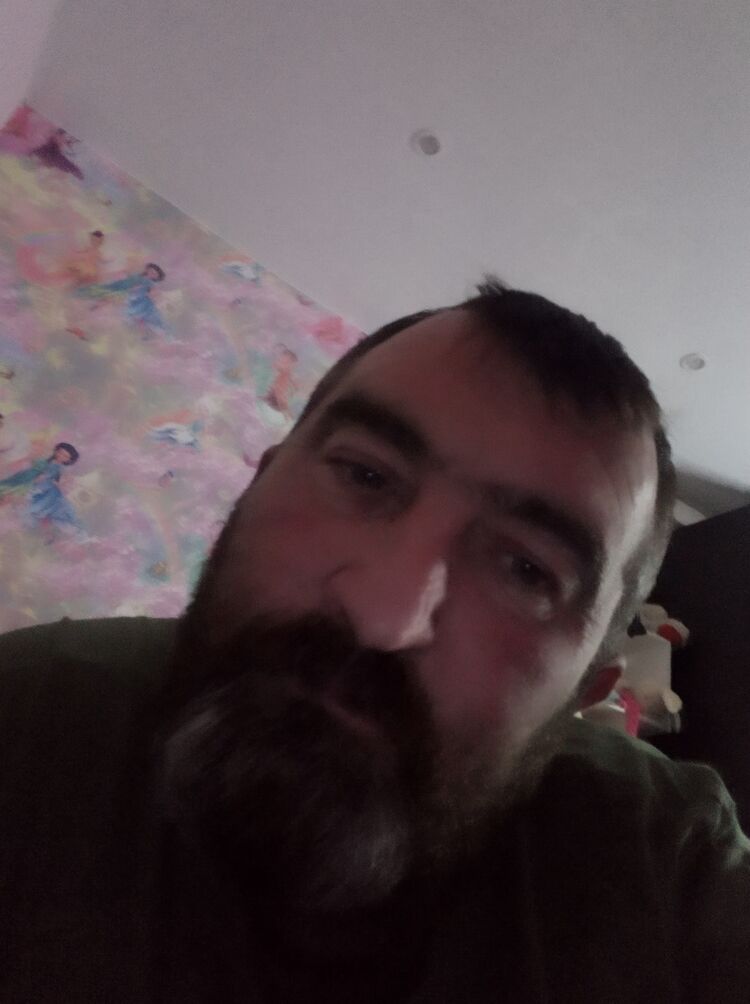  46863392  , 41 ,    