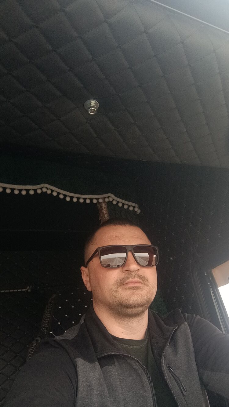  47966782  , 35 ,    --