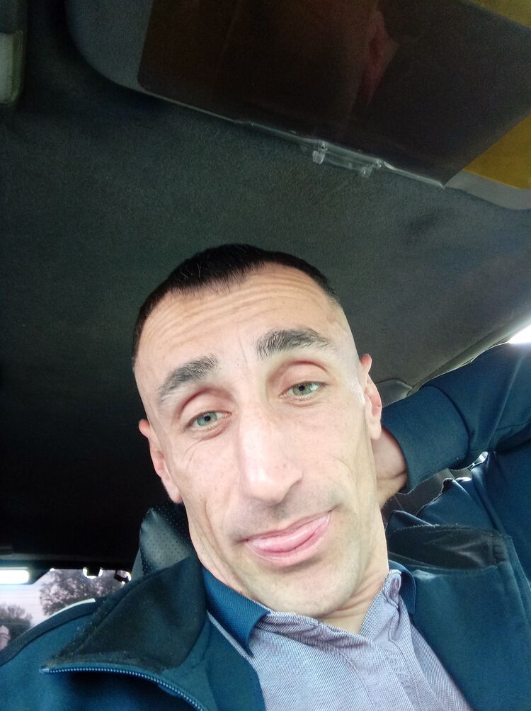  46982902  , 35 ,    