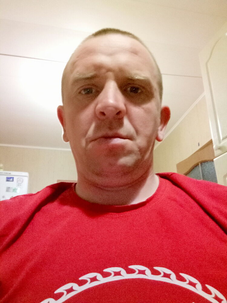  22452602  , 44 ,    