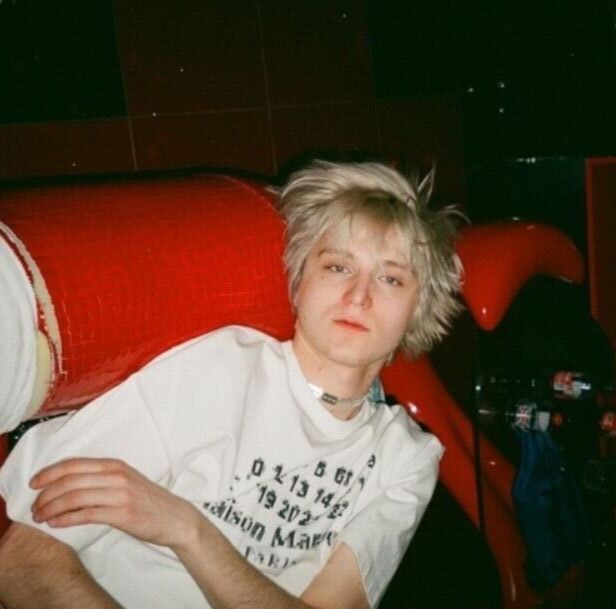  ,   Fz, 18 ,   ,   