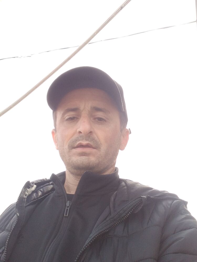  42888772  ARMAN, 41 ,    