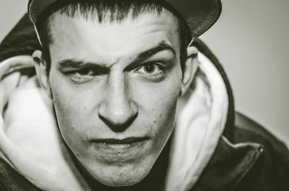  37971002  Dzmitry, 34 ,    