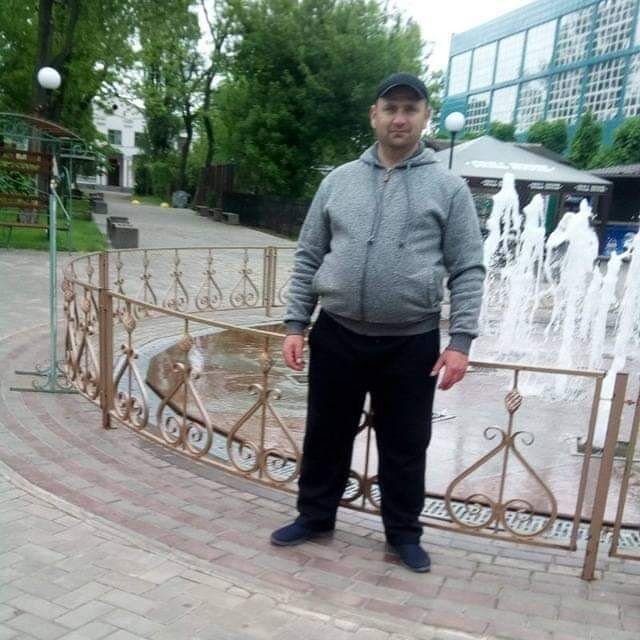  ,   Sasha, 40 ,   ,   