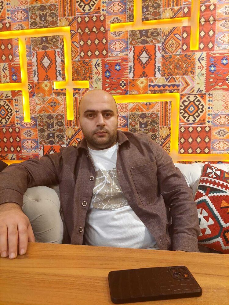 ���� 31886702 ������� Khan, 33 ����, ���� ���������� � �����-����������