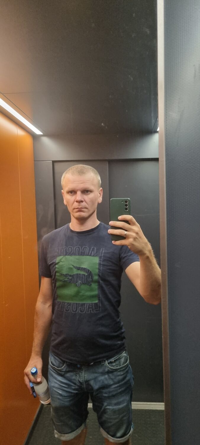  52991502  , 42 ,    -