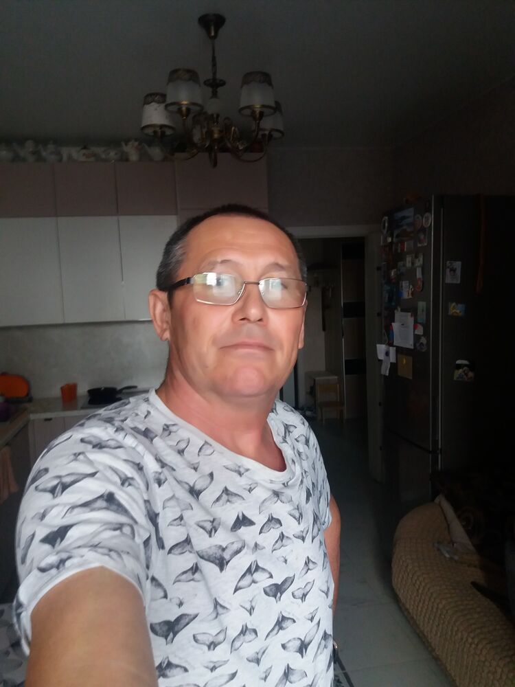  37131652  , 61 ,    