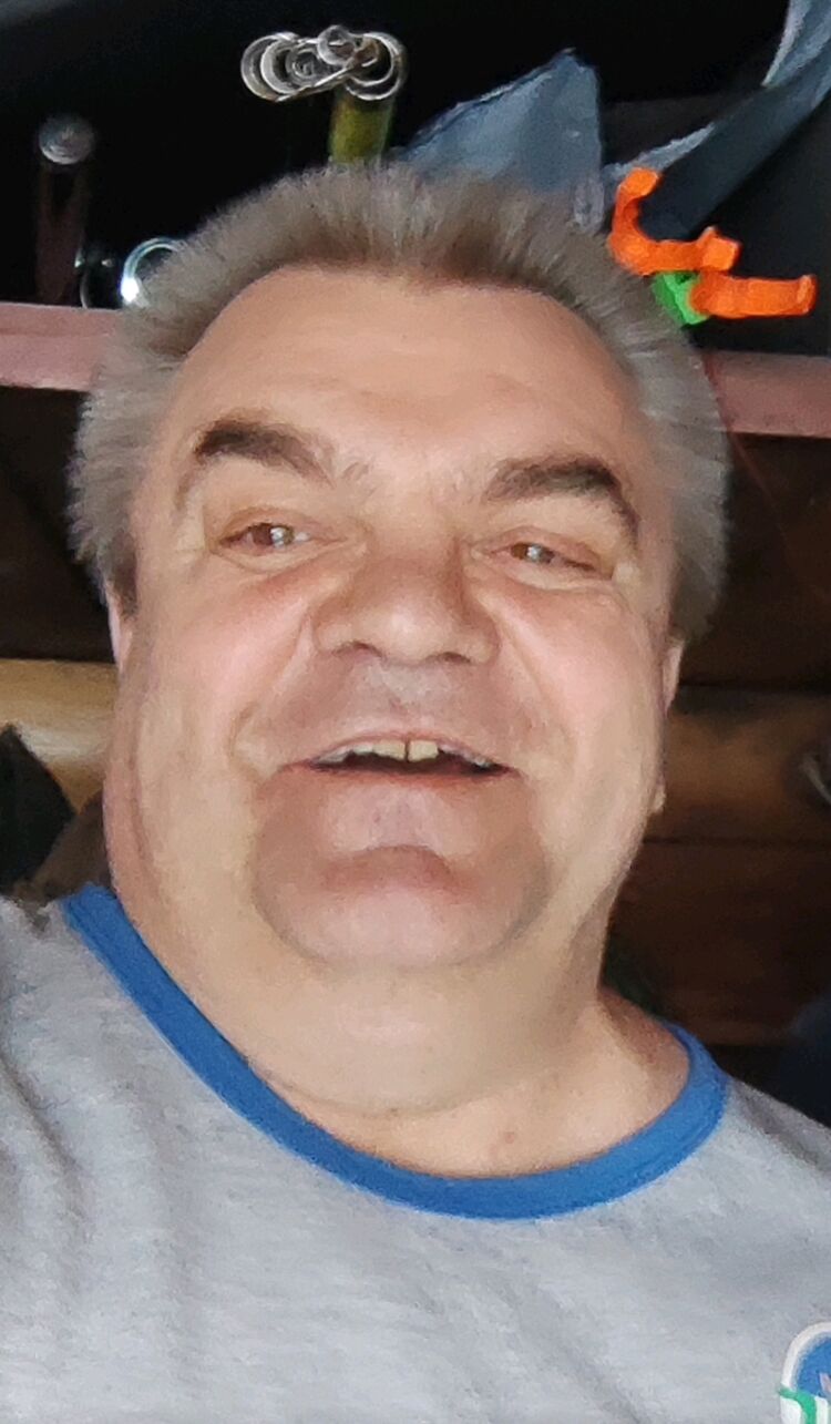  42115382  , 56 ,    