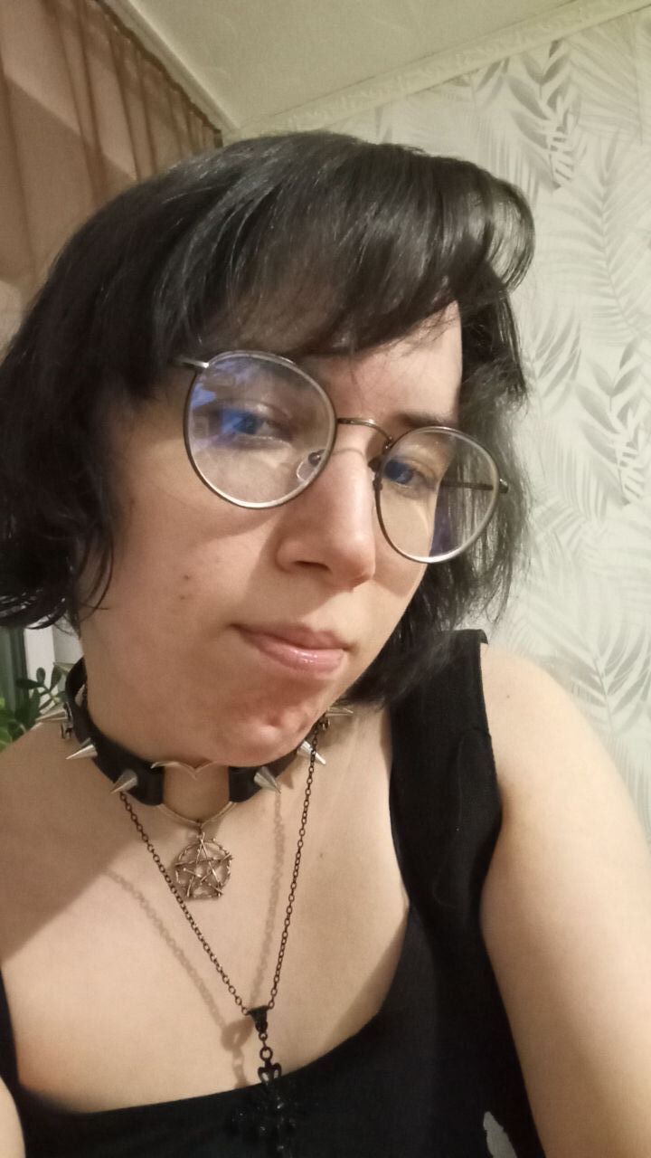  52378222  Emma, 21 ,    