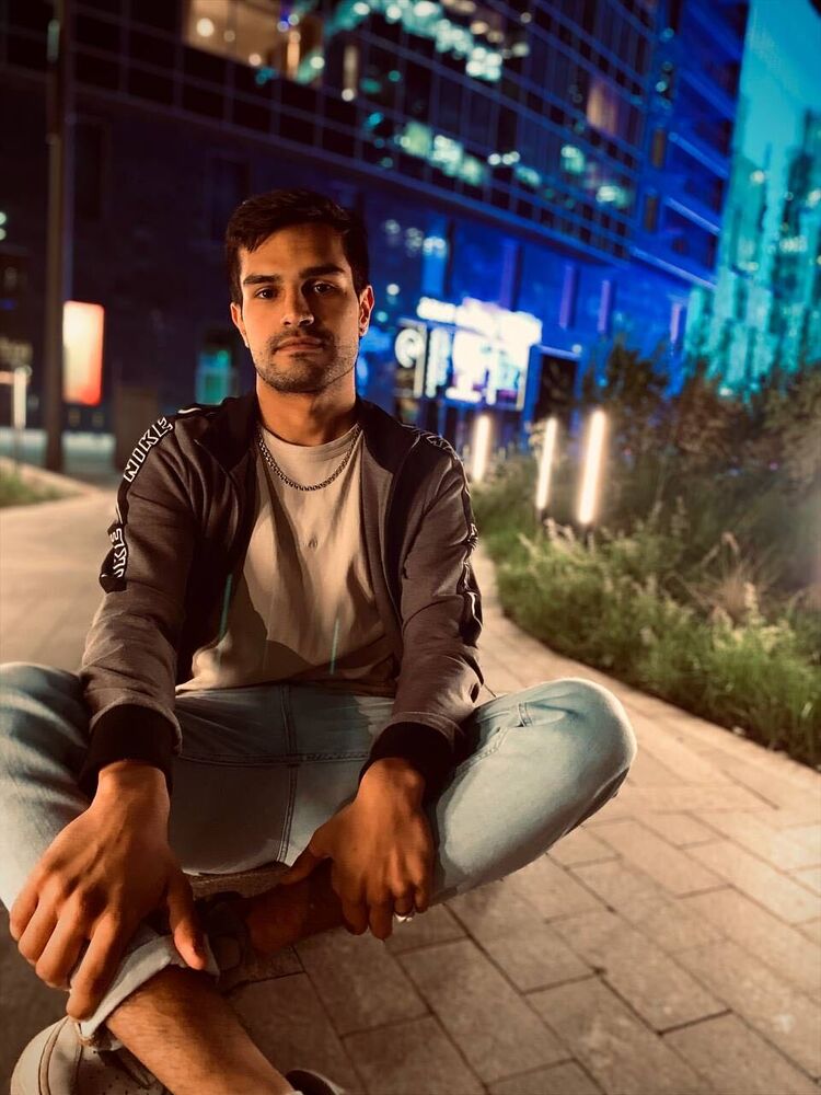  29267852  Amir, 25 ,    New York City