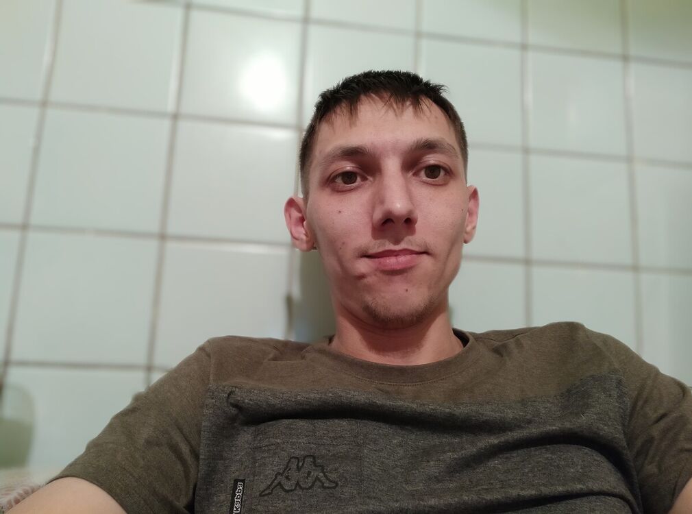  22258942  , 34 ,    