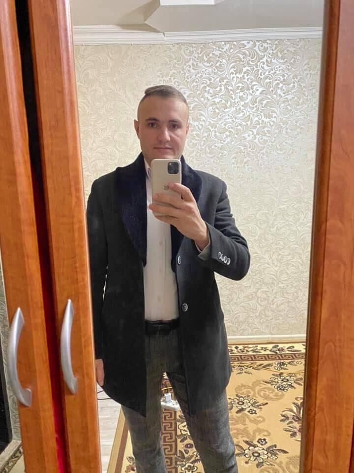 45290022  Vasile, 35 ,    
