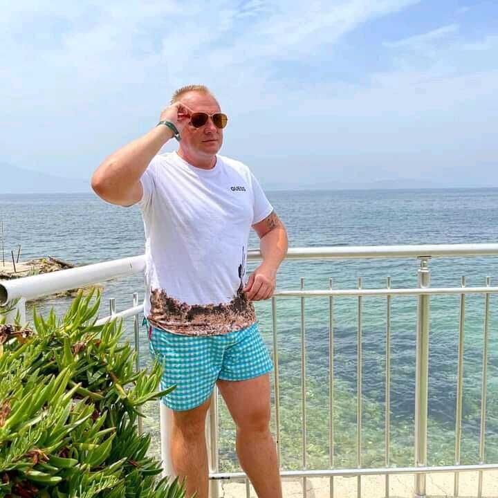  ,   Ben, 59 ,   ,   