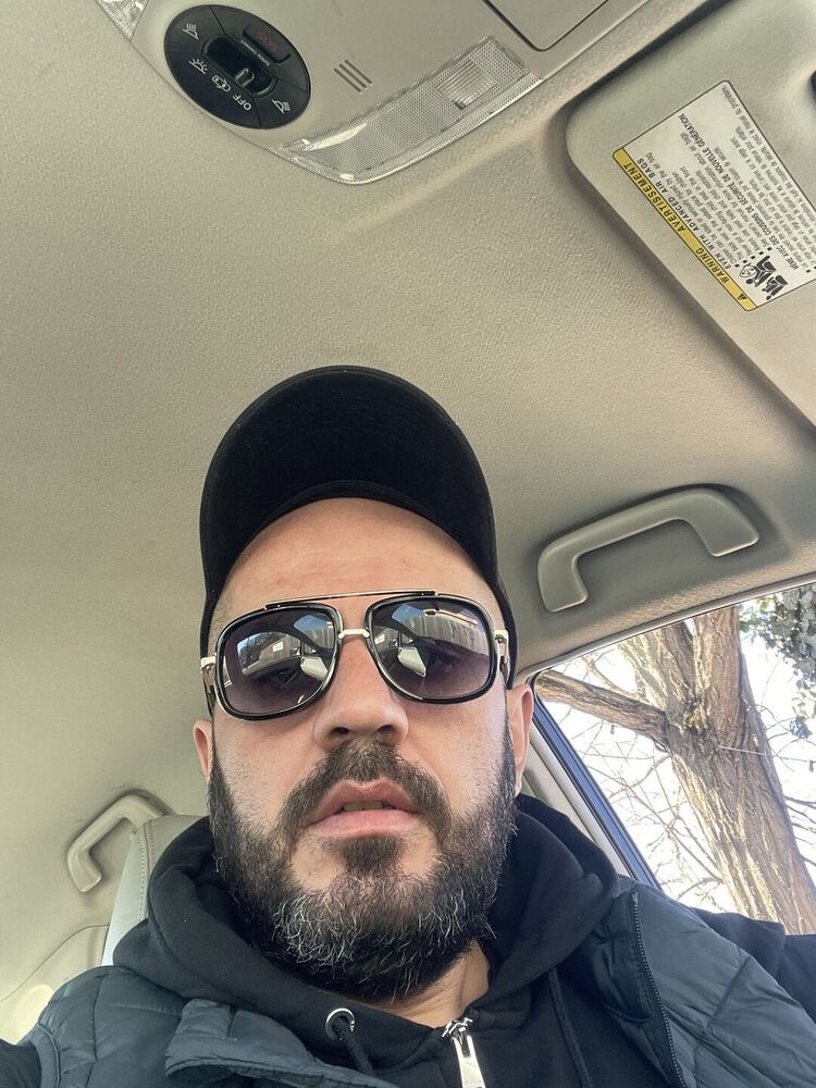  49932752  Pavel, 40 ,    New York City