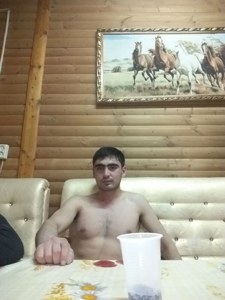 19099782  Sanjar, 29 ,    