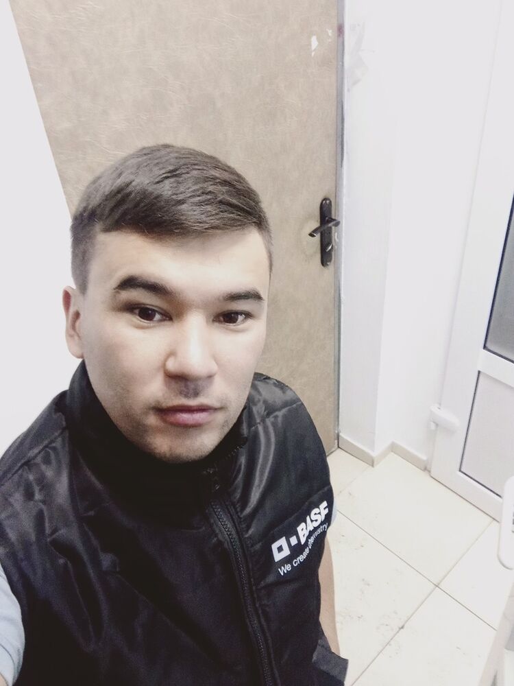  ,   Armani, 39 ,   ,   , c 