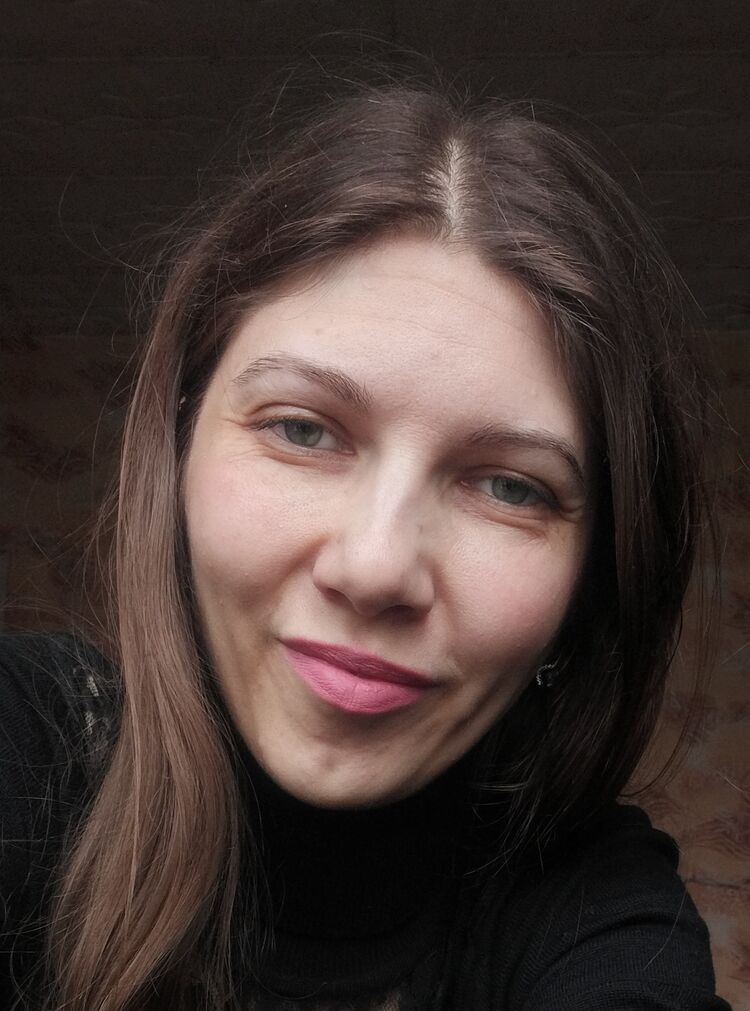  ,   Lena, 41 ,   ,   