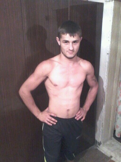  ,   Xyligan, 33 ,  
