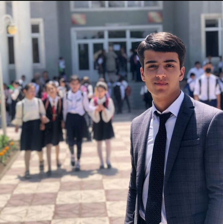  28372482  Parvizshov, 22 ,    