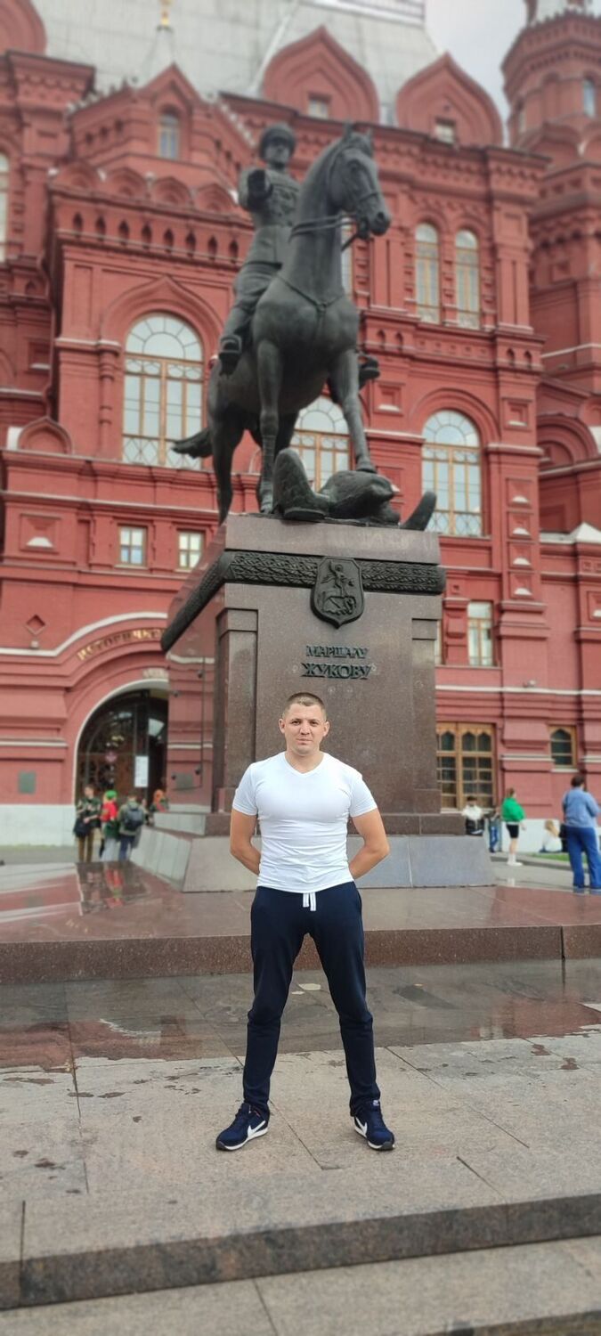  ,   Grisha, 31 ,   ,   