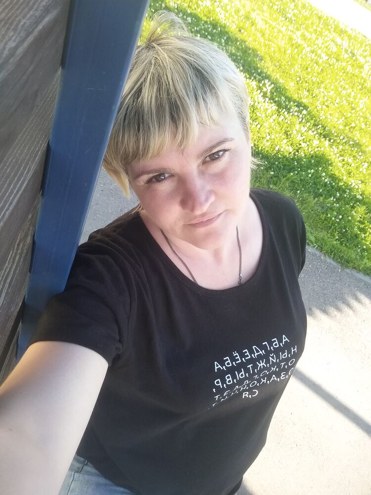  46531812  , 44 ,    