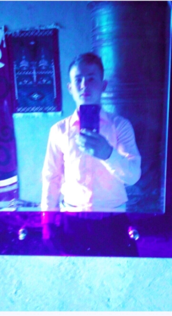  ,   Timur, 19 ,   ,   