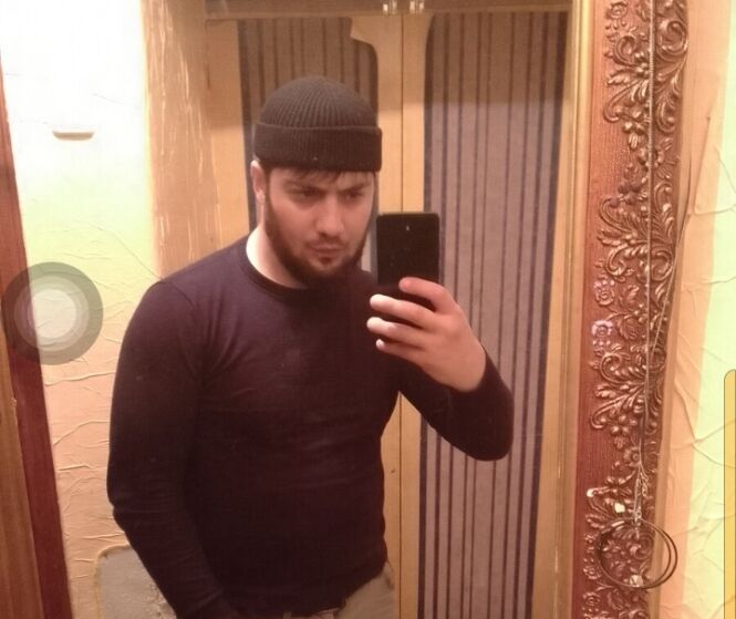  37715452  Ahma, 27 ,    