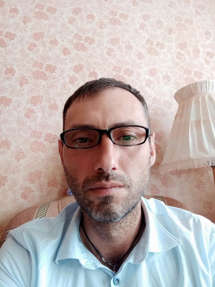  18768382  , 47 ,    -