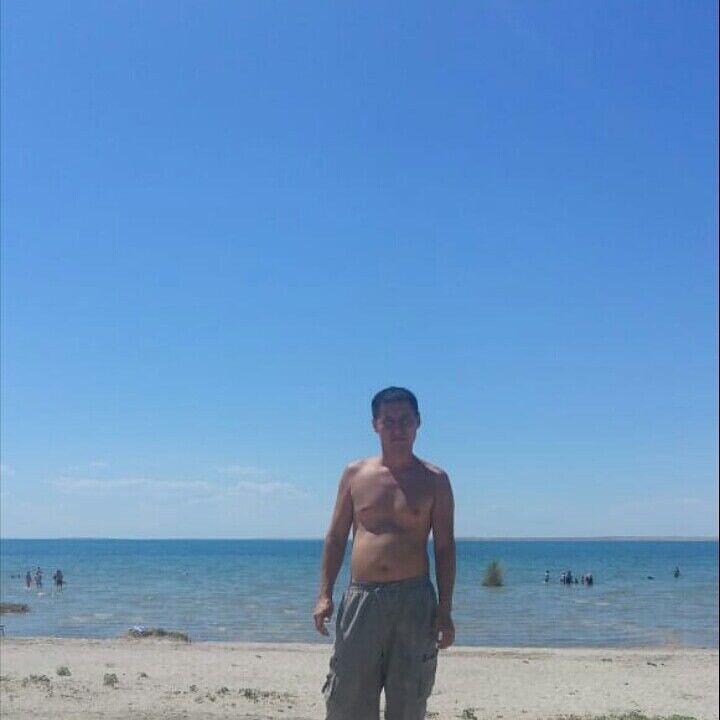  21029822  , 44 ,    