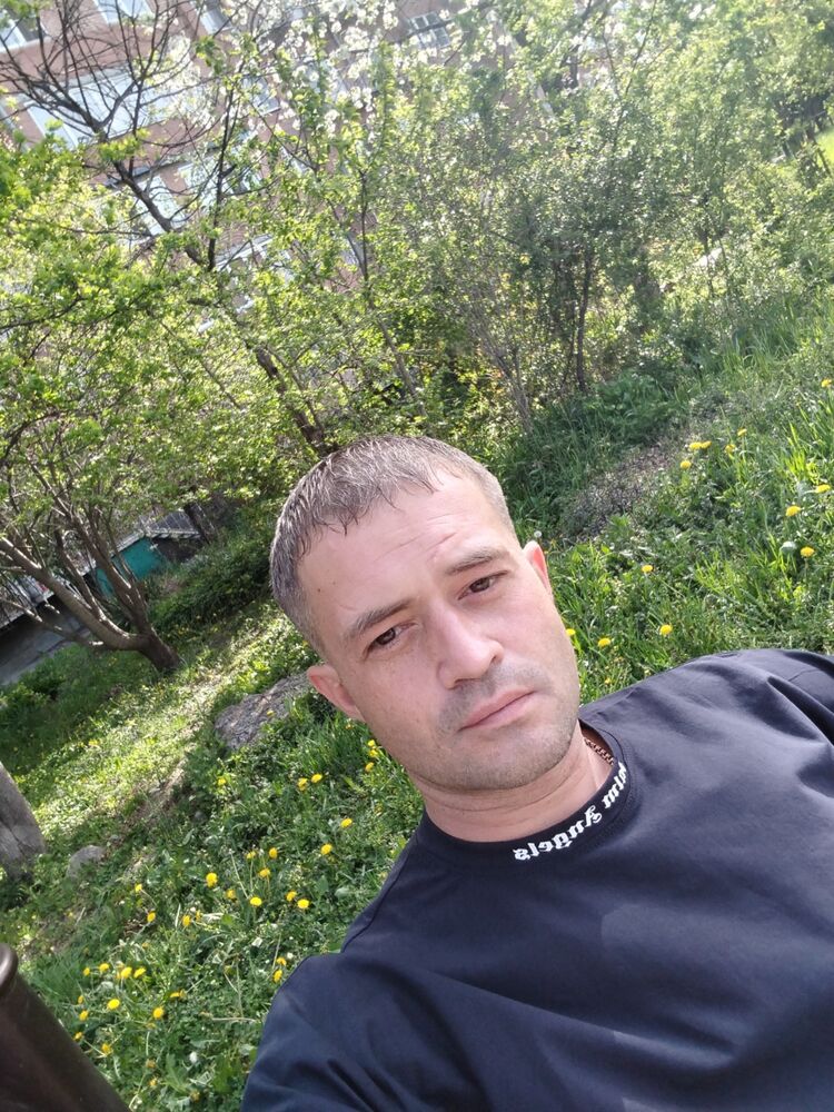  ,   Denis, 33 ,     , c 
