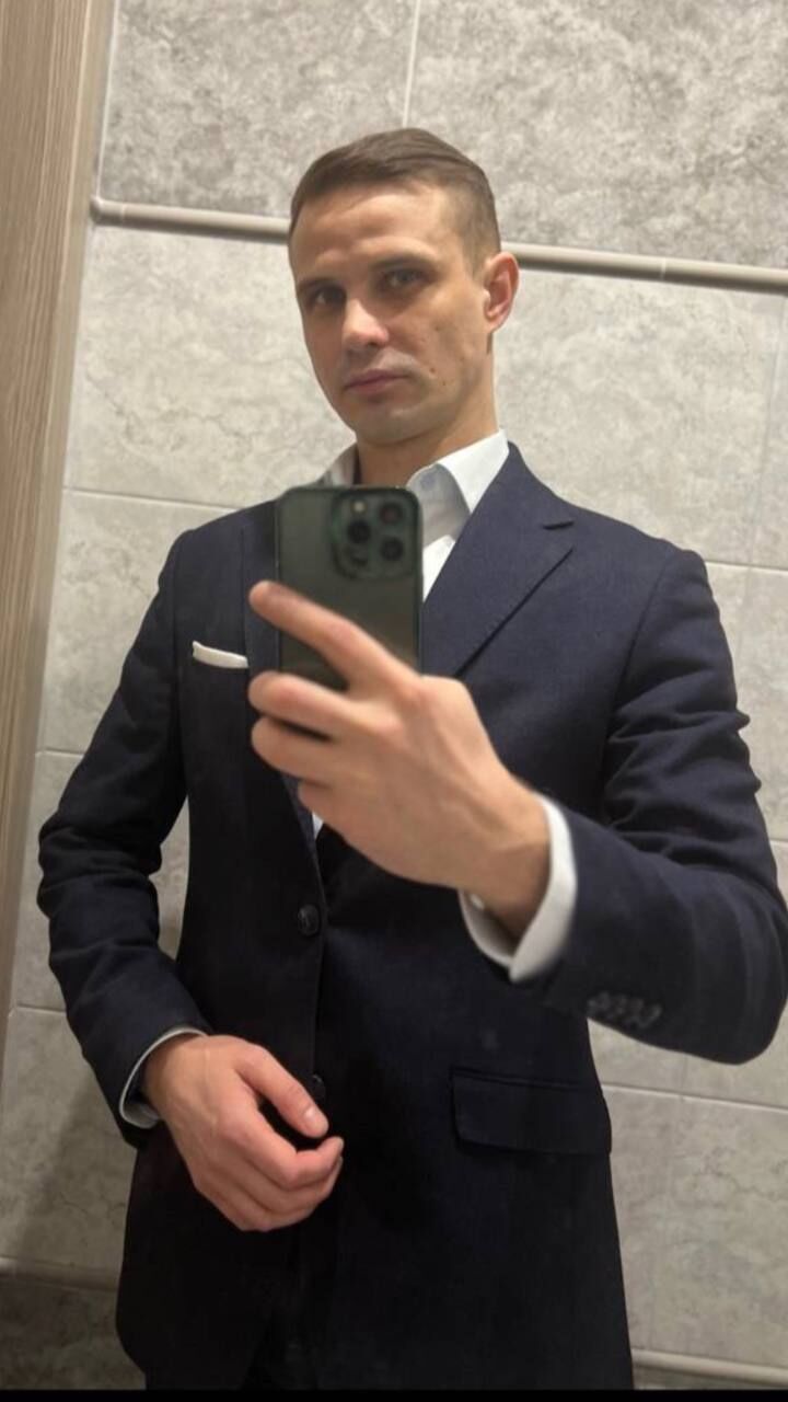  ,   Alex, 40 ,   ,   , 