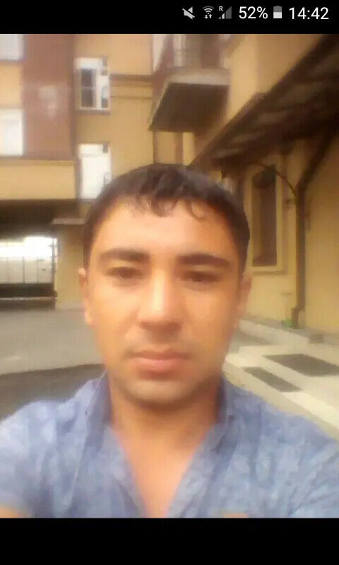  21098042  Taleh, 36 ,    