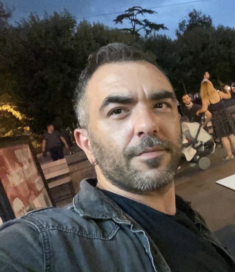  30263682  Ferhat, 42 ,    