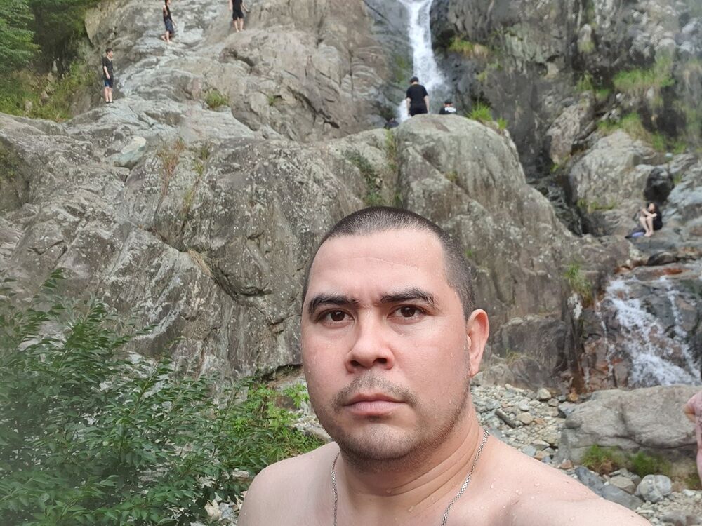  Pusan,   Rustam, 36 ,   ,   , c 