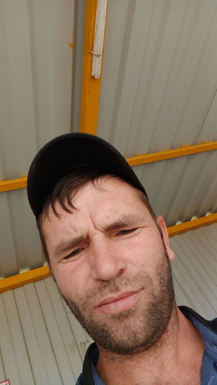  46681252  , 39 ,    