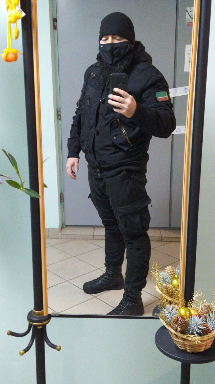  ,   Alik, 37 ,   ,   