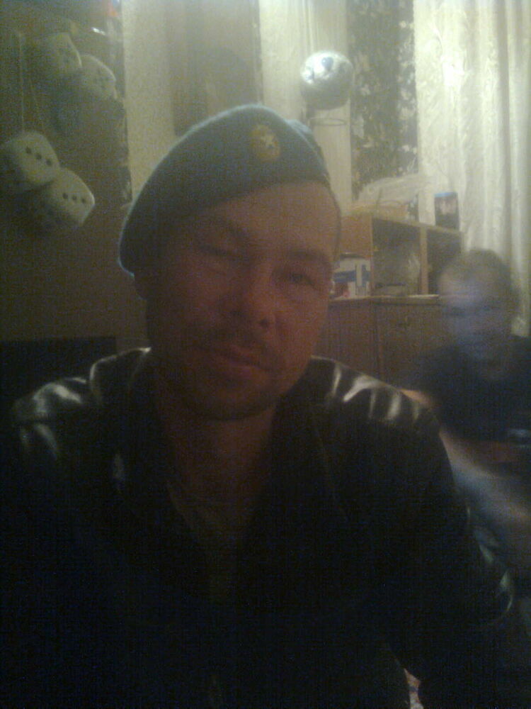  10790372  Alexey, 49 ,    