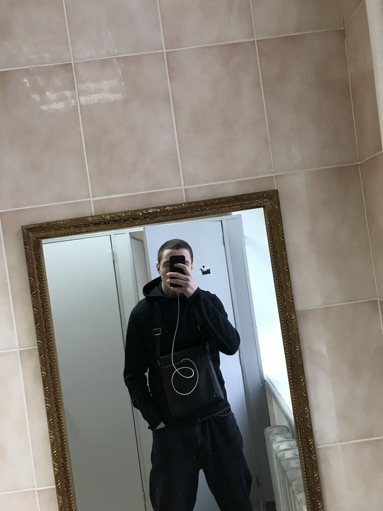  18975582  , 23 ,    
