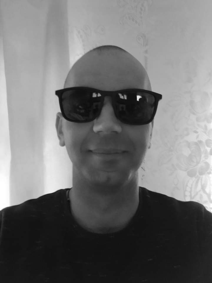  53653522  Pavlo, 32 ,    