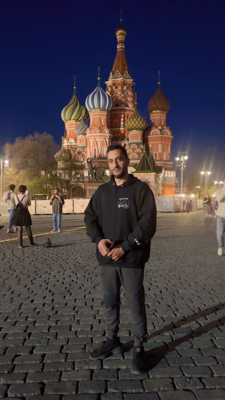  51000192  Waleed, 41 ,    