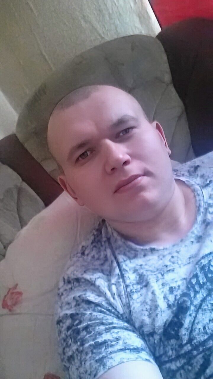  52926712  , 33 ,    