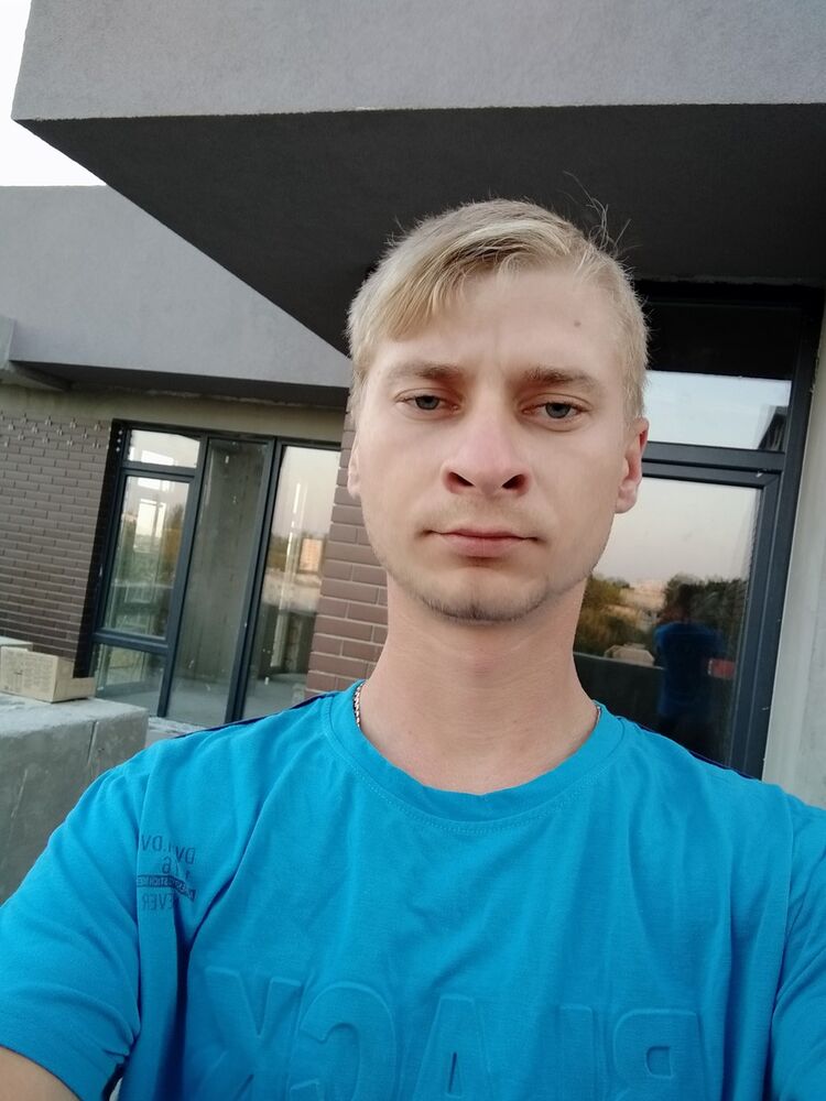  18311652  , 28 ,    