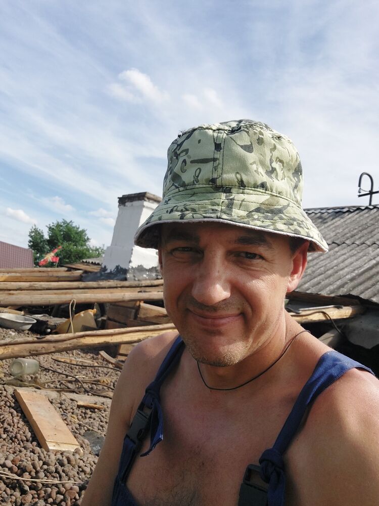 28885532  , 46 ,    