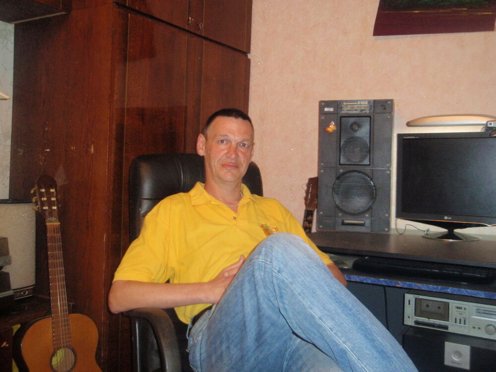  19321422  Vyacheslav, 55 ,    